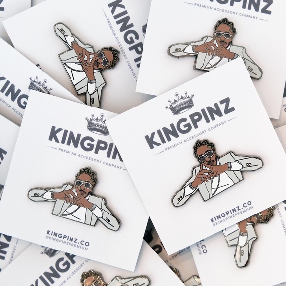 Future Lapel Pin - Picture 2 of 2